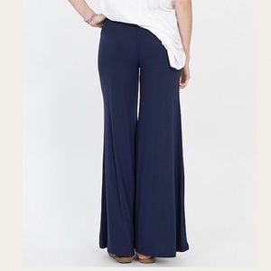 Pants - Navy Blue Plus Size Palazzo Gaucho Pants 1X 2X 3X Pants - Navy Blue Plus Size Palazzo Gaucho Pants 1X 2X 3X